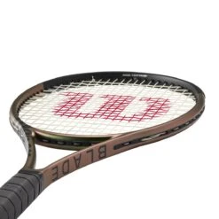 Wilson Blade 98 18X20 V8 15 Wilson Blade 98 18X20 V8 -Racquet Guys Sports WR078811U 4 Blade 98 v8 18x20 Iridescent.png.cq5dam.web .1200.1200